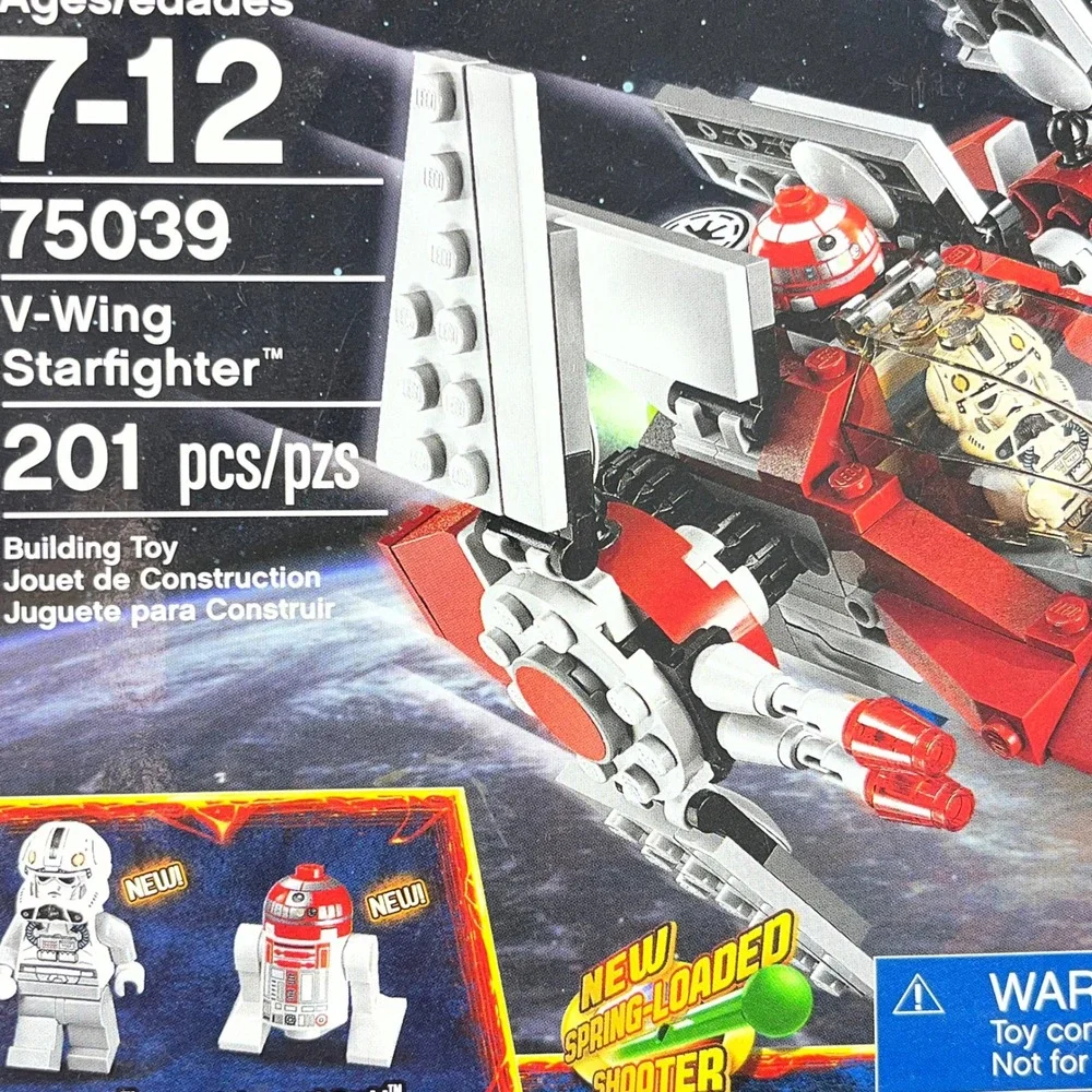 LEGO Star Wars V-Wing Starfighter 75039 Building Toy Set 201 Pcs New Retired - Picture 2 of 4